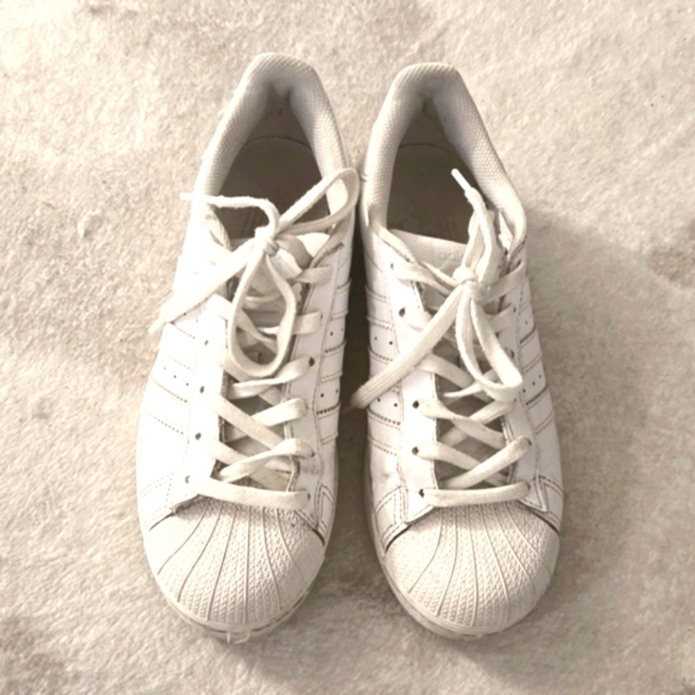 Adidas Clamshell Toe White Leather Sneakers shoes EUC MEN'S 6.5 fits 8.5 Women